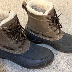 Sperry original boots suede top and rubber bottom. Barely worn Size 9.5 men’s
